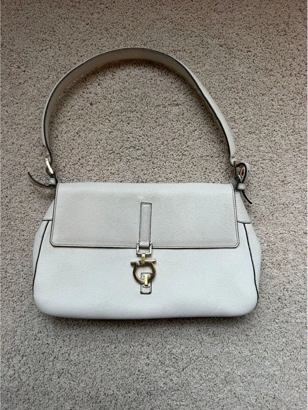 Salvatore Ferragamo Ivory Leather Gancini Shoulder Bag